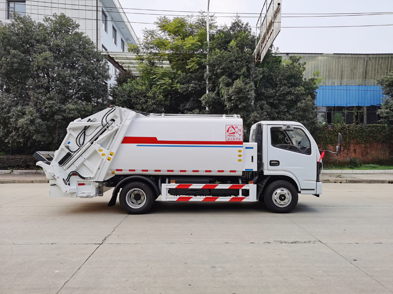 中潔牌3噸壓縮式垃圾車(chē)
