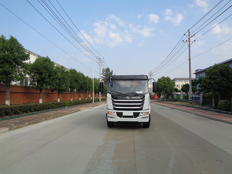XZL5180ZYSBEV型純電動(dòng)壓縮式垃圾車