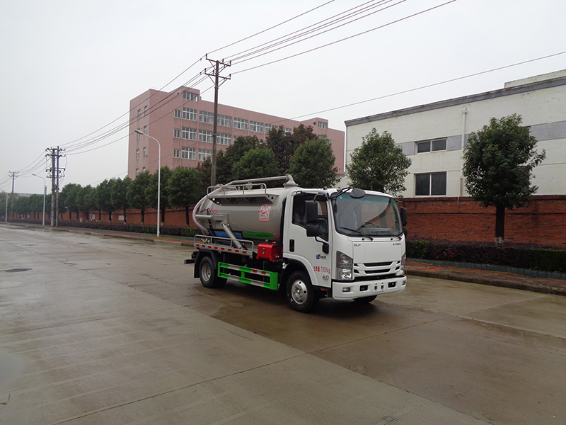 XZL5075GXW6型吸污車(chē)