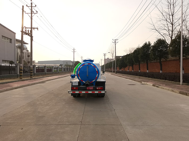 XZL5040GXWBEV型純電動(dòng)吸污車