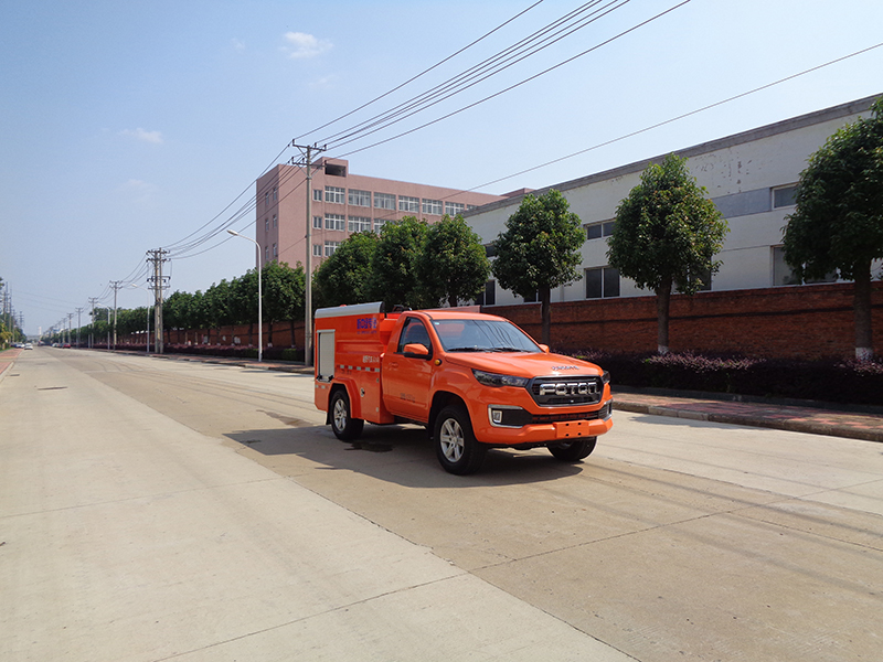 XZL5046GSS6型灑水車