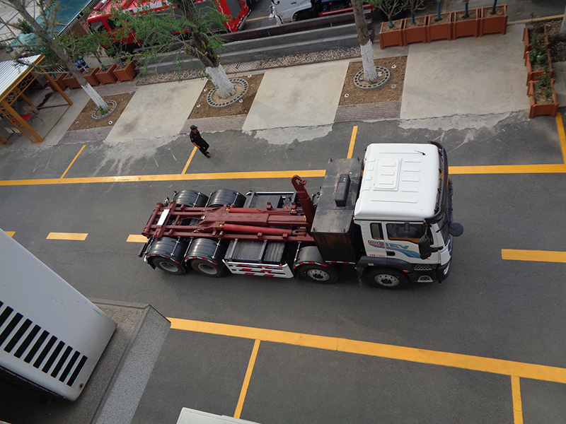 XZL5317ZXXBEV型純電動(dòng)車廂可卸式垃圾車